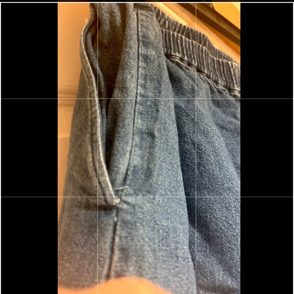 P.M.G. Collection denim cute skirt - Picture 4 of 6